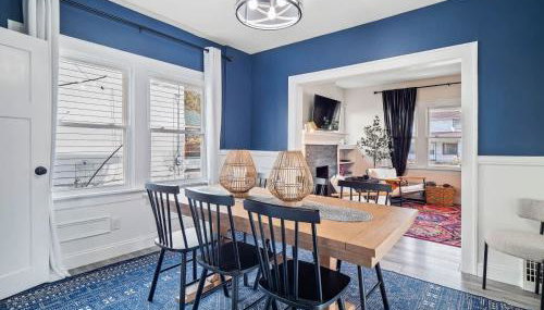 Spacious 4 Bedroom Sleeps 10 with Sauna and Hot Tub - Foto 2