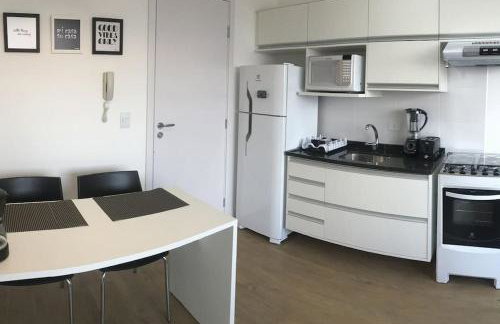 709- Apartamento Decorado Encantador, mobiliado, amplo, cozinha completa, Excelente localização no Rebouças - Foto 15