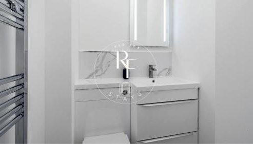 The Den at the Harbour - Photo 4