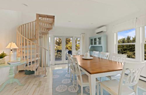 Breathtaking Cape Cod Beachhouse with Private Beach Access Near Sandwich, Massachusetts - Foto 41