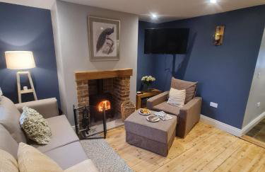 Coachway Cottage - Photo 1