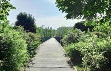 Le Domaine Réservé , parking et écrin de verdure - Foto 15