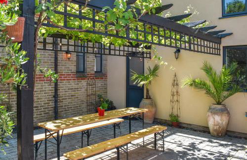 St Mildred's Church - Foto 28