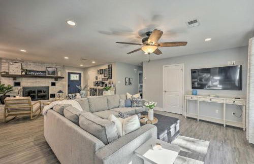 Updated Royal Retreat on 5 Acres Hidden Creek - Foto 4