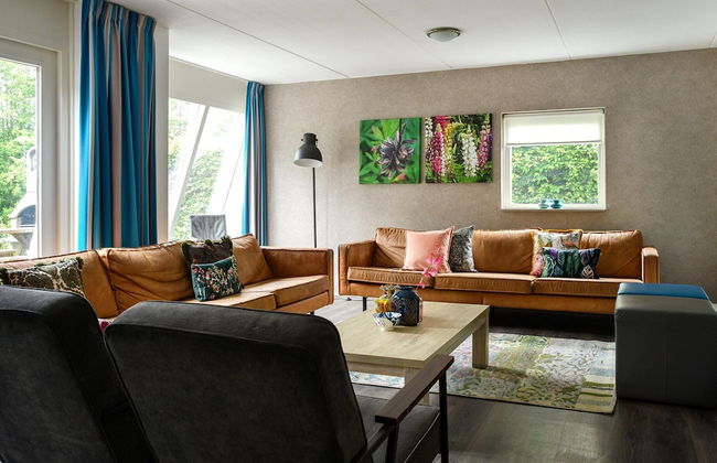 House in Vlagtwedde With Sauna and Hot Tub - Photo 9