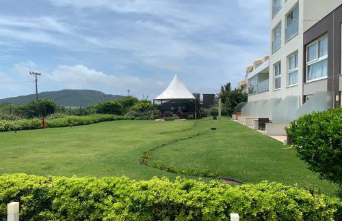 Alto Padrão Pé na Areia - Foto 10