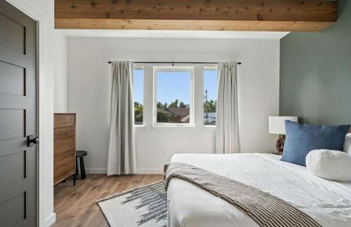 Kerns 6BR Gem - New Build Spanish Flair - Photo 21