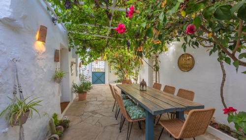 Casa Cortijo con piscina privada en Betis - Foto 3, Garden view