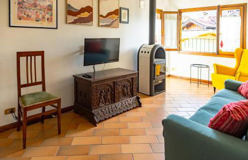 Appartamento Al Cirmolo - 4 Camere in Pieno Centro di Fiera di Primiero - Foto 2