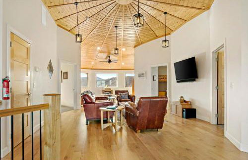 Skytop Chalet Pet Friendly, Hot Tub and Views - Foto 72