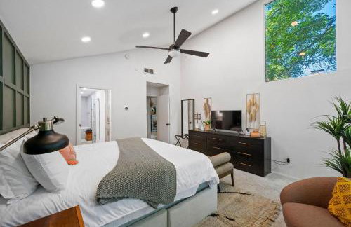 Garland Treehouse Villa: Patio Feasts & Creekside by Vacation Your way - Foto 31