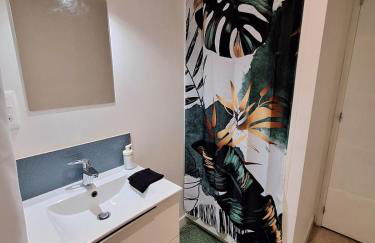 Jeny 4 - calme - wifi - stationnement gratuit - Foto 6