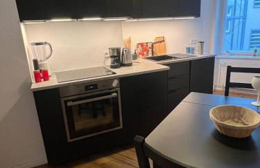 Stylish 2-room Apartment with Balcony Next to East Side Gallery - Foto 16