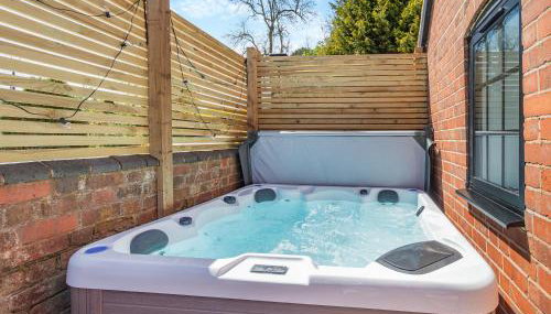 Fountain Front Barn - Uk45937 - Photo 2