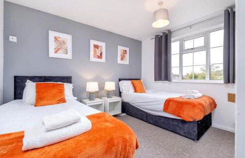Stylish & Convenient 3 Bedroom House - Perfect for Contractors and Leisure Guests - Sleeps up to 5 - Foto 27