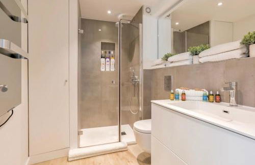 Location Location Location F42 - Photo 75