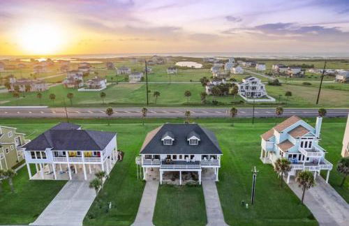 Gulf Views, Hot Tub, Steps to Beach - Foto 7