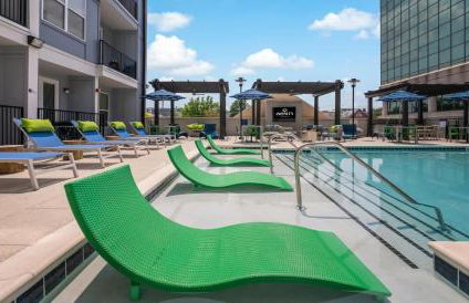 Boulevard Stays Midtown 1BR Pool Gym Parking 03 - Foto 2