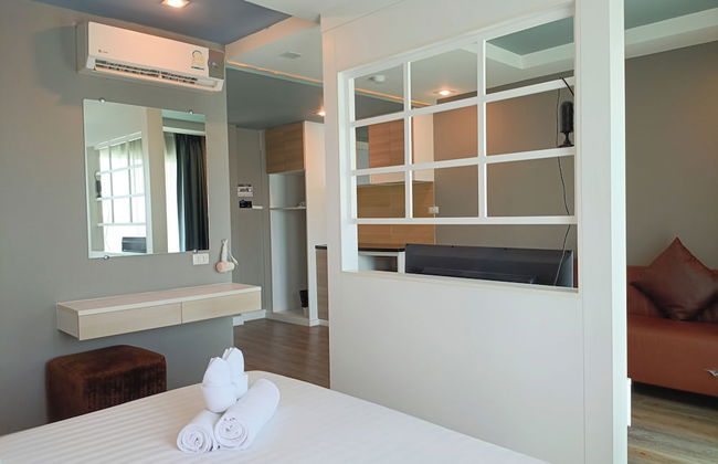 Wisdom Hotel & Residence - Photo 20