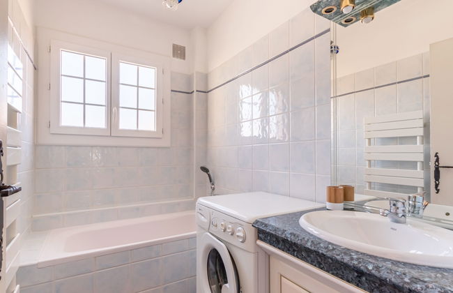 1 bedroom Apartment in Carqueiranne with garden - Photo 12