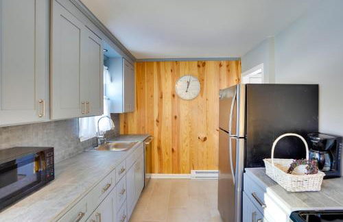 Cozy Southern Vermont Home with On-Site Trails - Foto 8