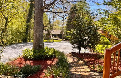 Modern & Cozy on Private Lane, Minutes to Airport - Foto 4