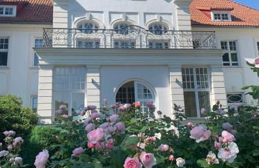 Schloss Badow - Foto 14