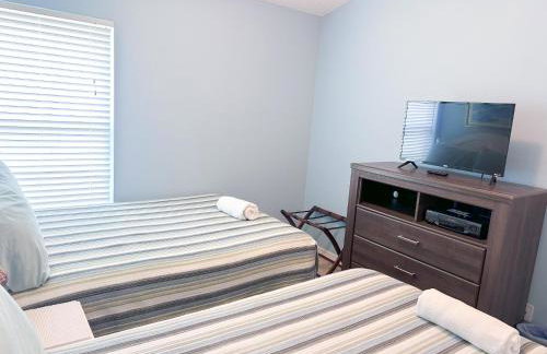 Fascinating Private Pool and Game-room, Near Disney!! - Foto 15