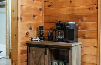 Modern Cabin with Luxury Gym, Firepit + Game Room! - Foto 10