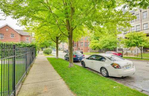 Walk to Lake Michigan Chicago Apt with Yard - Photo 32