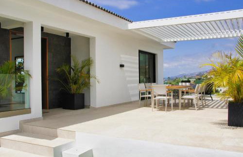 Villa Brisamar mit Meerblick und beheiztem Pool - Foto 2