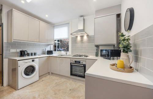 Onslow House - Air Host & Stay - 5 bed, Sleeps 14 - Foto 5