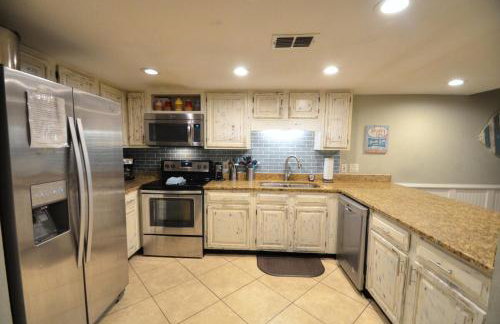 Emerald Seascape! Gulf front! Dog friendly! - Foto 66