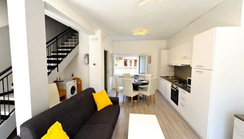 Casa indipendente, 500 m dal mare, Wifi, free park - Foto 2, Garden, stove, pet friendly, Shower, wardrobe, locker, minibar