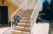 Casa com jardim privado e estacionamento no interior - Foto 13