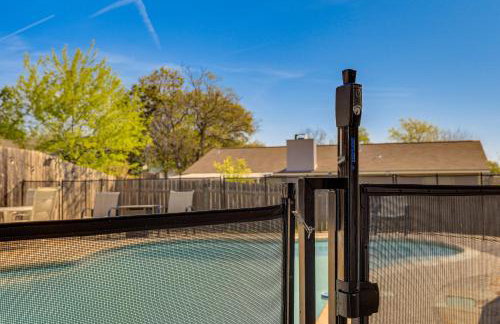 San Antonio Retreat w/ Fenced Pool, Near SeaWorld - Foto 27