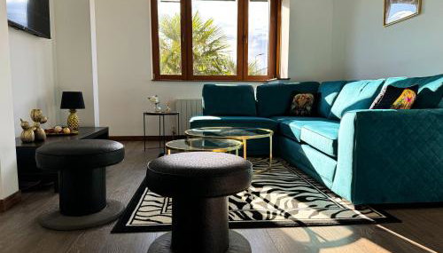 Luxurious 3Bed House with Spa Bath & Garden - Foto 3