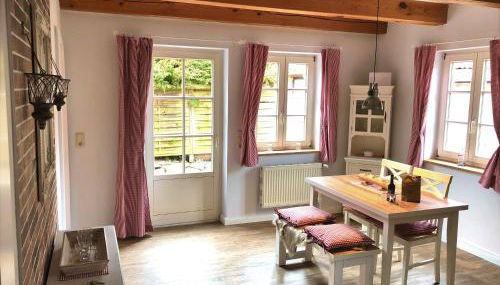 kleine meerZeit, süßes Knusperhäuschen mit Kaminofen - Foto 3