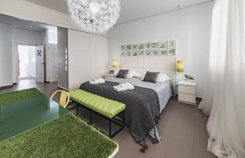 Beach & Urban Attic - Photo 21