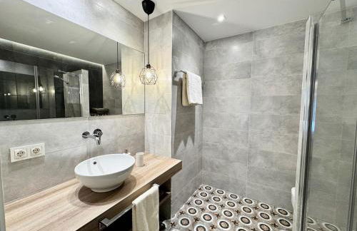 Apartamentos DUKE - Photo 20