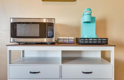 3 Mi to Lookout Mtn! Gem with Fire Pit and Fenced Yard - Foto 12