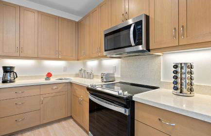 Sleeps 16 2 Homes Ocean Views Shared Pool Gym Near the Beach AvantStay - Foto 22