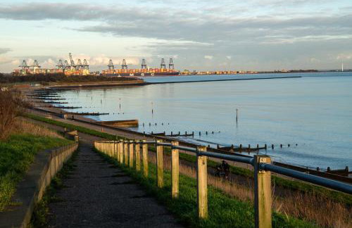 Seaview Apartments - 28-29 Marine Parade, Harwich - Perfect for business & long term stays - Foto 15