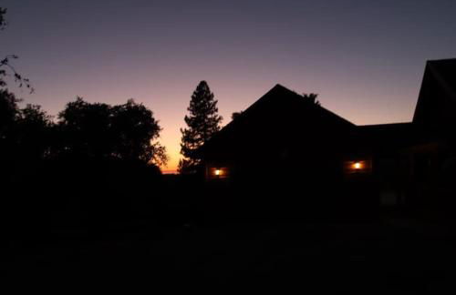 Yosemite Villa - log cabin with spectacular views & stargazing - Foto 60