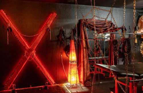 BDSM Stundenhotel BlackKingdom - Foto 11