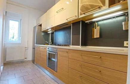 Home Run Apartment - Photo 4