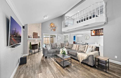 Houston Pool Escape Games WiFi Parking Pet - Photo 2