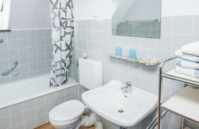 Cheerful Apartment near Historic City Center of Haslach - Foto 16