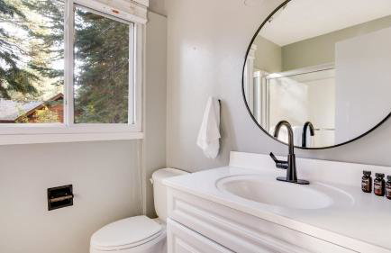 Hot Tub Sauna Game Room Modern 5BDR Family Cabin Homewood by AvantStay - Foto 15