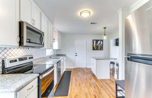 Pensacola Home with Covered Patio 1 Mi to Downtown! - Foto 8